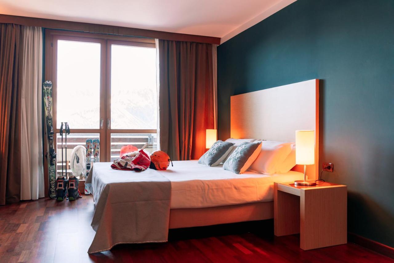 Double or Twin Room with Mountain View,1177754026:JPEG